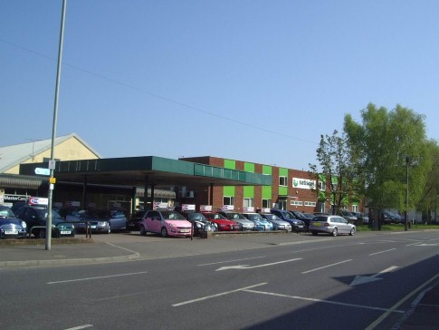 Satisnet & Garage 140-152 Shortmead Street 2009